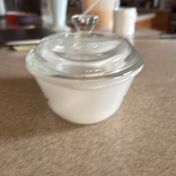 Vintage Glasbake 1 Qt. Oval Covered Casserole/Vegetable Dish w/Green Daisies Lid - Picture 5 of 10